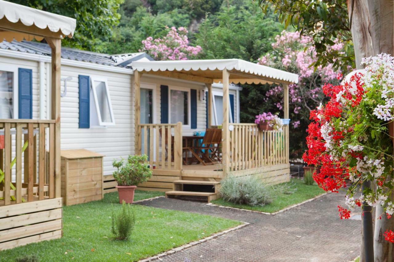 Camping Delfino Albenga Dış mekan fotoğraf